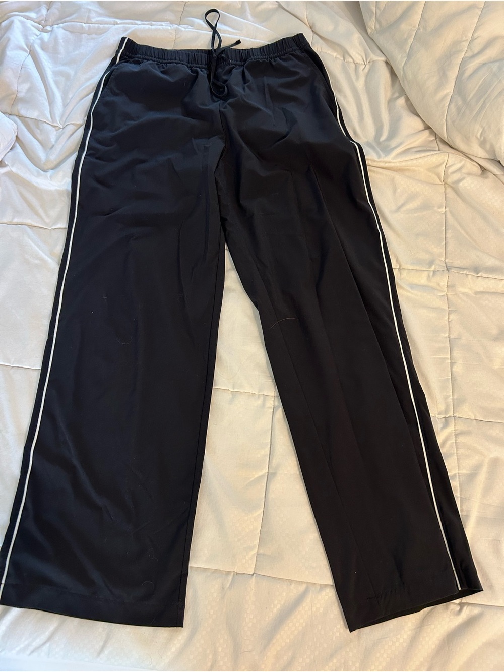 Gap Fit Runaround Pants